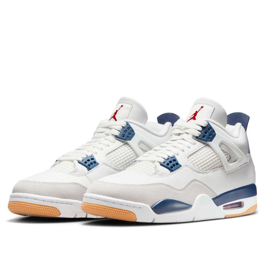 Air Jordan 4 Junior 'SB Navy' front view
