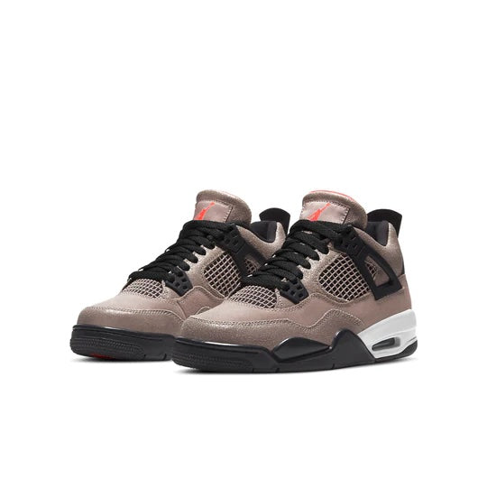 Air Jordan 4 Junior 'Taupe Haze' front view