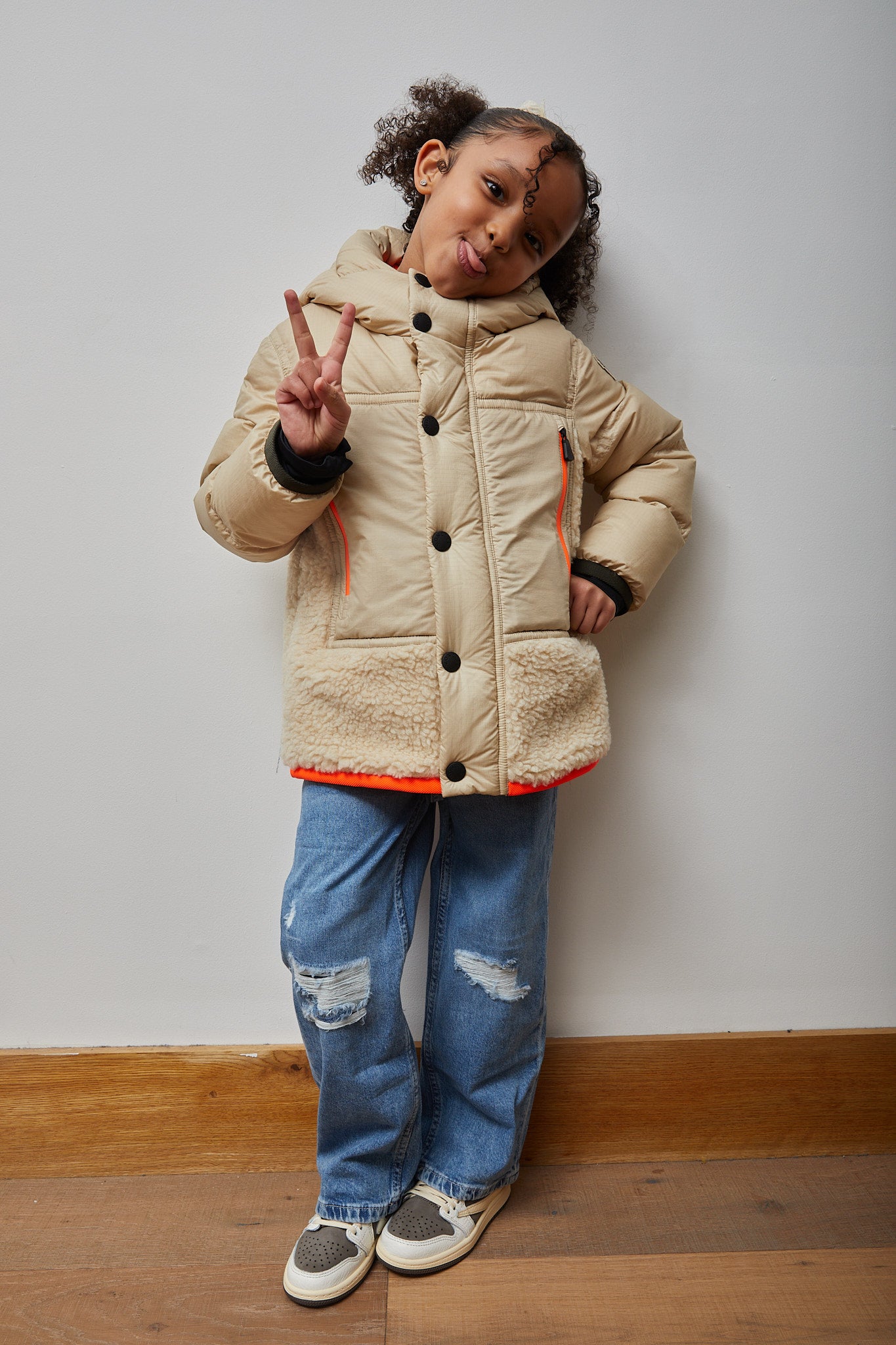 KID WEARING Air Jordan 1 Low x Travis Scott Kids 'Reverse Mocha'