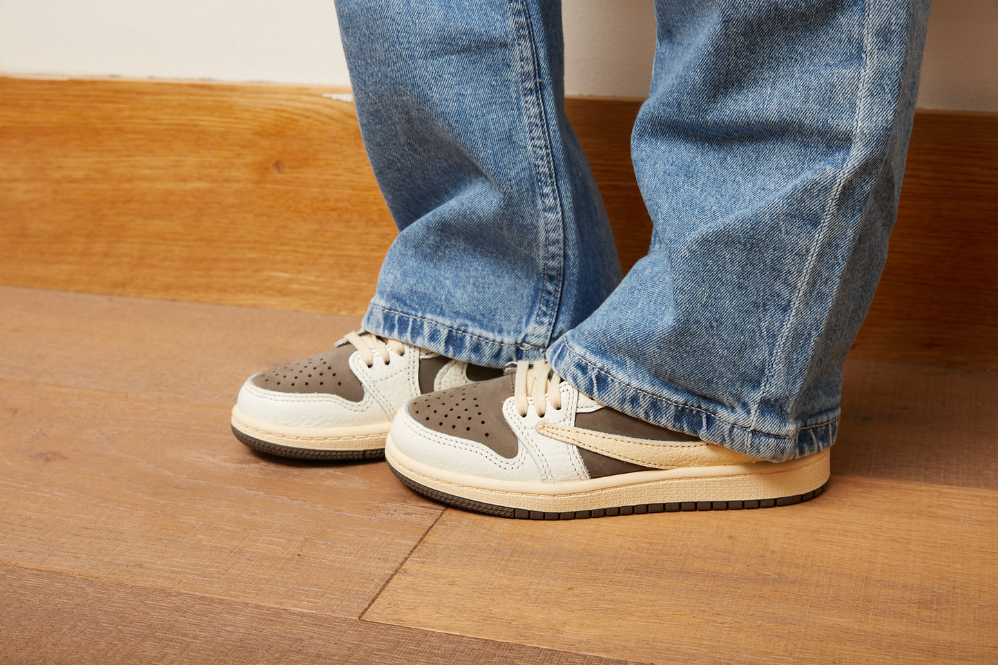 Air Jordan 1 Low x Travis Scott Kids 'Reverse Mocha' ON FOOT