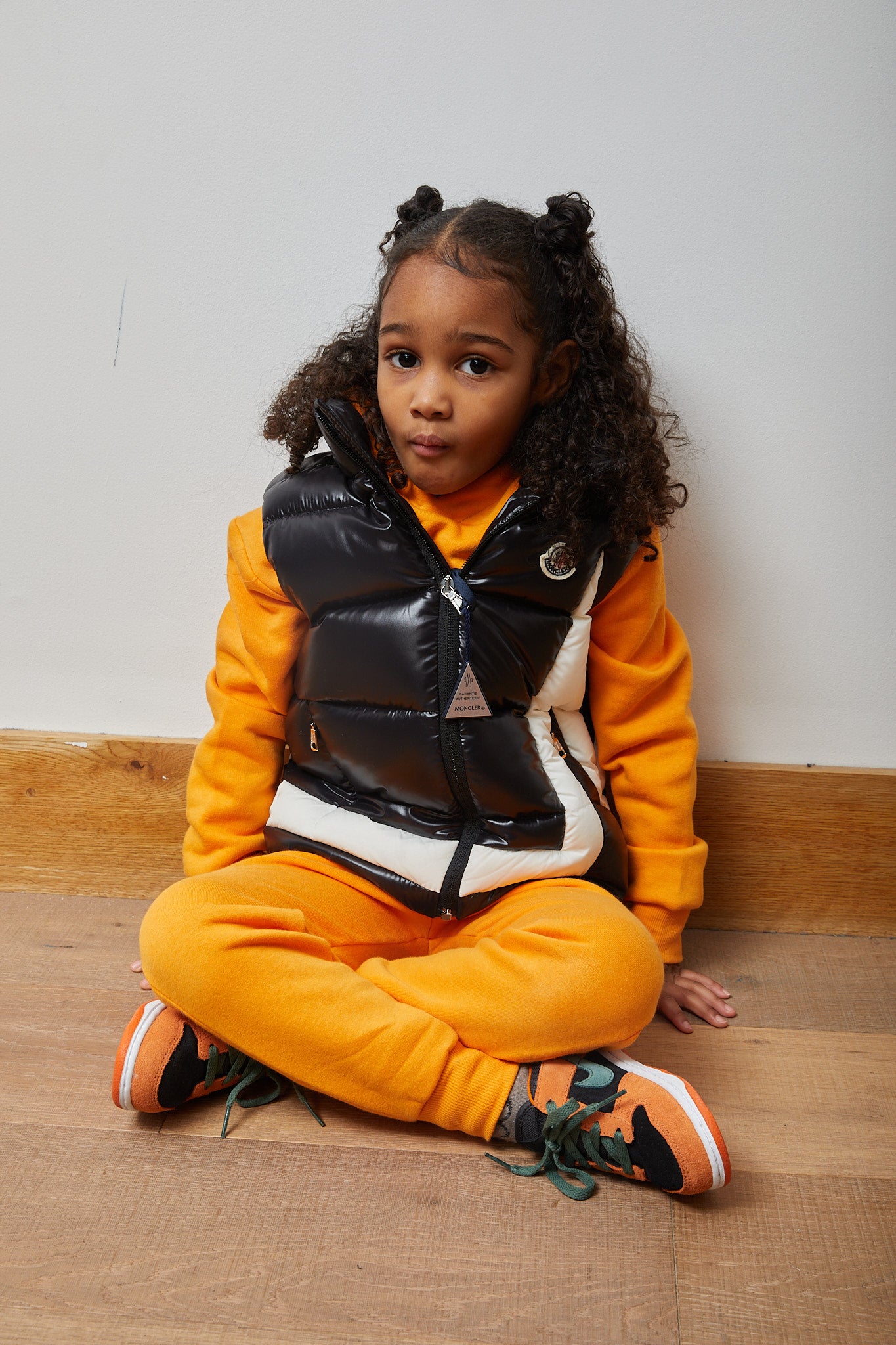 KID WEARING Nike Dunk Low Kids 'Ceramic'