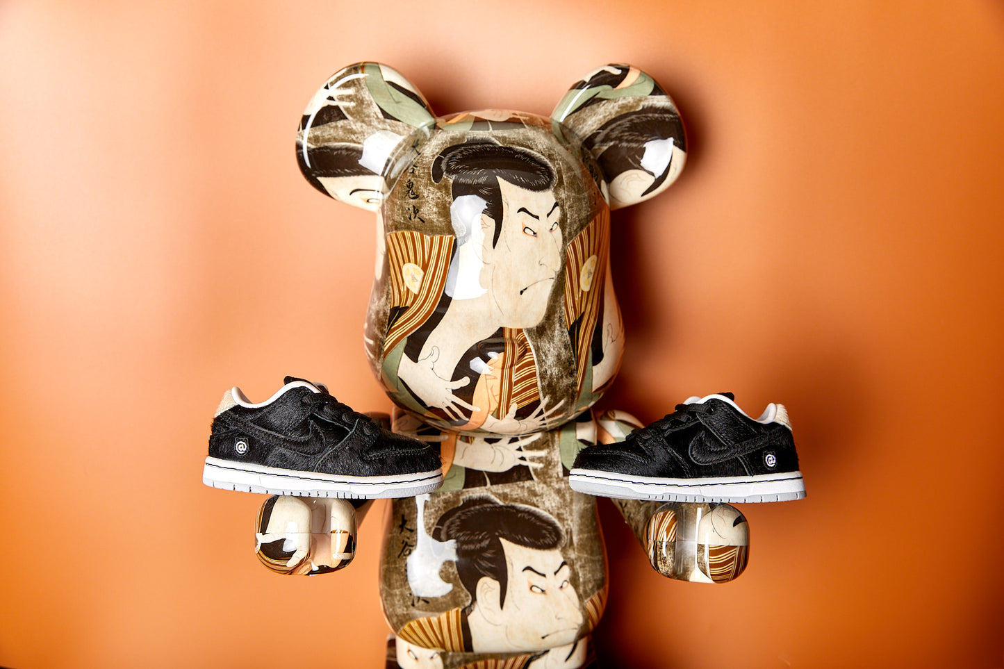 Nike SB Dunk Low Kids 'Medicom Toy' BEAR BRICK
