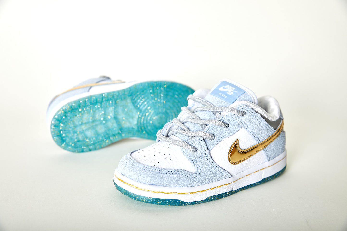 Nike SB Dunk Low Kids 'Sean Cliver'