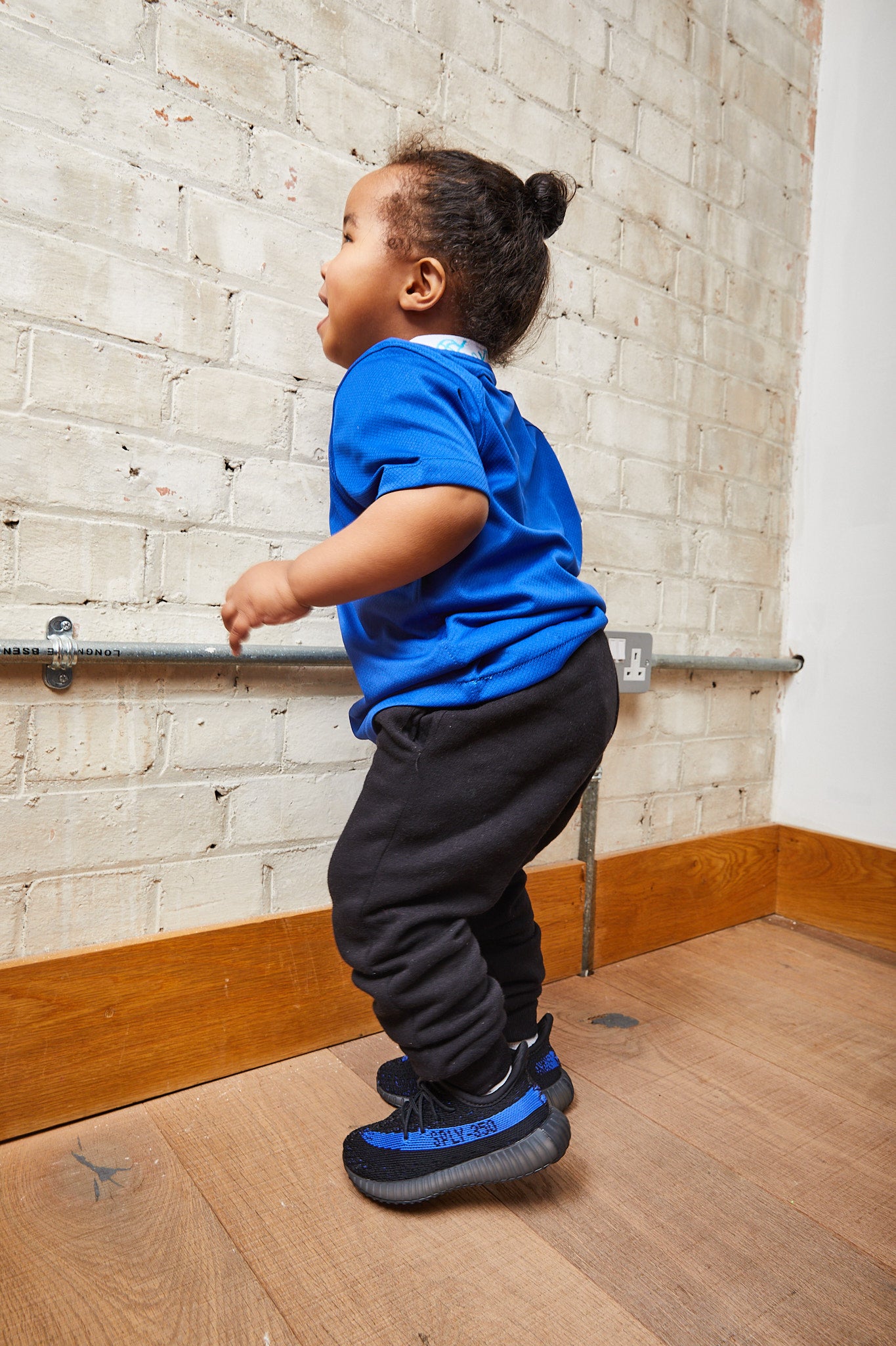 KID WEARING Adidas Yeezy Boost 350 V2 Kids 'Dazzling Blue'