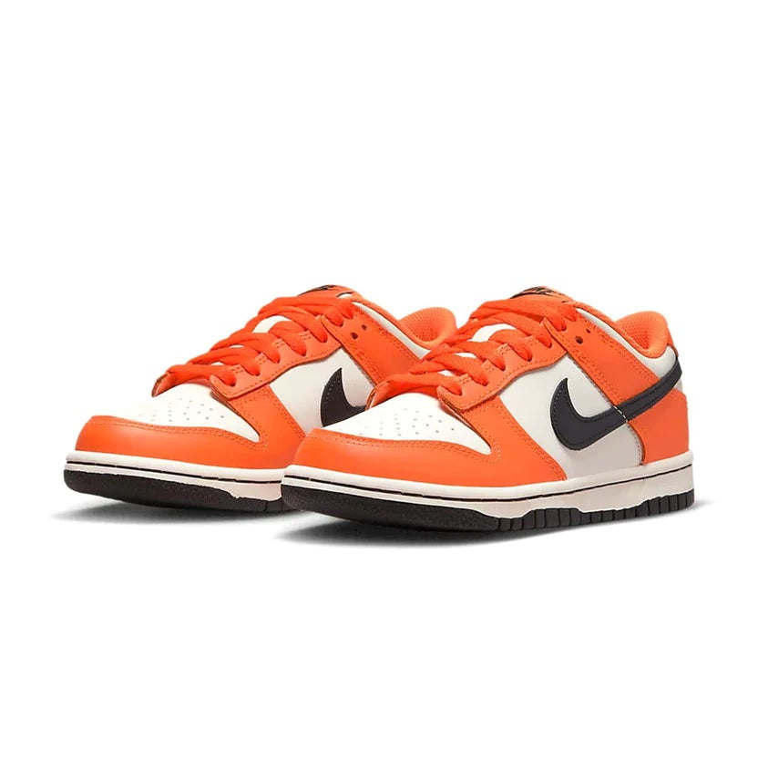 Nike Dunk Low Kids 'HALLOWEEN 2022' front view